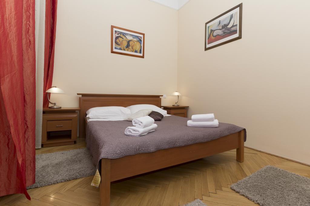 Budapest Bed And Breakfast Room photo